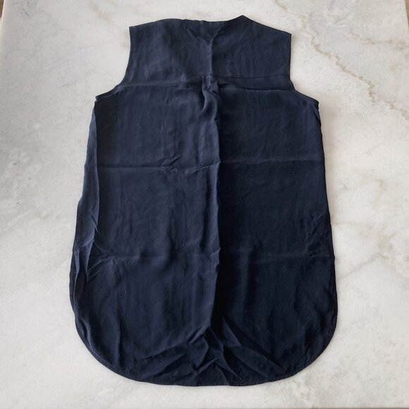 Vince navy sleeveless silk button up top / shirt / blouse, blue stripe, (size S) - Picture 2 of 4